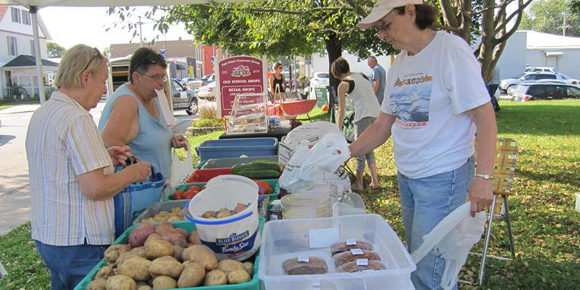 Mount Vernon Outdoor Summer Farmers' Market