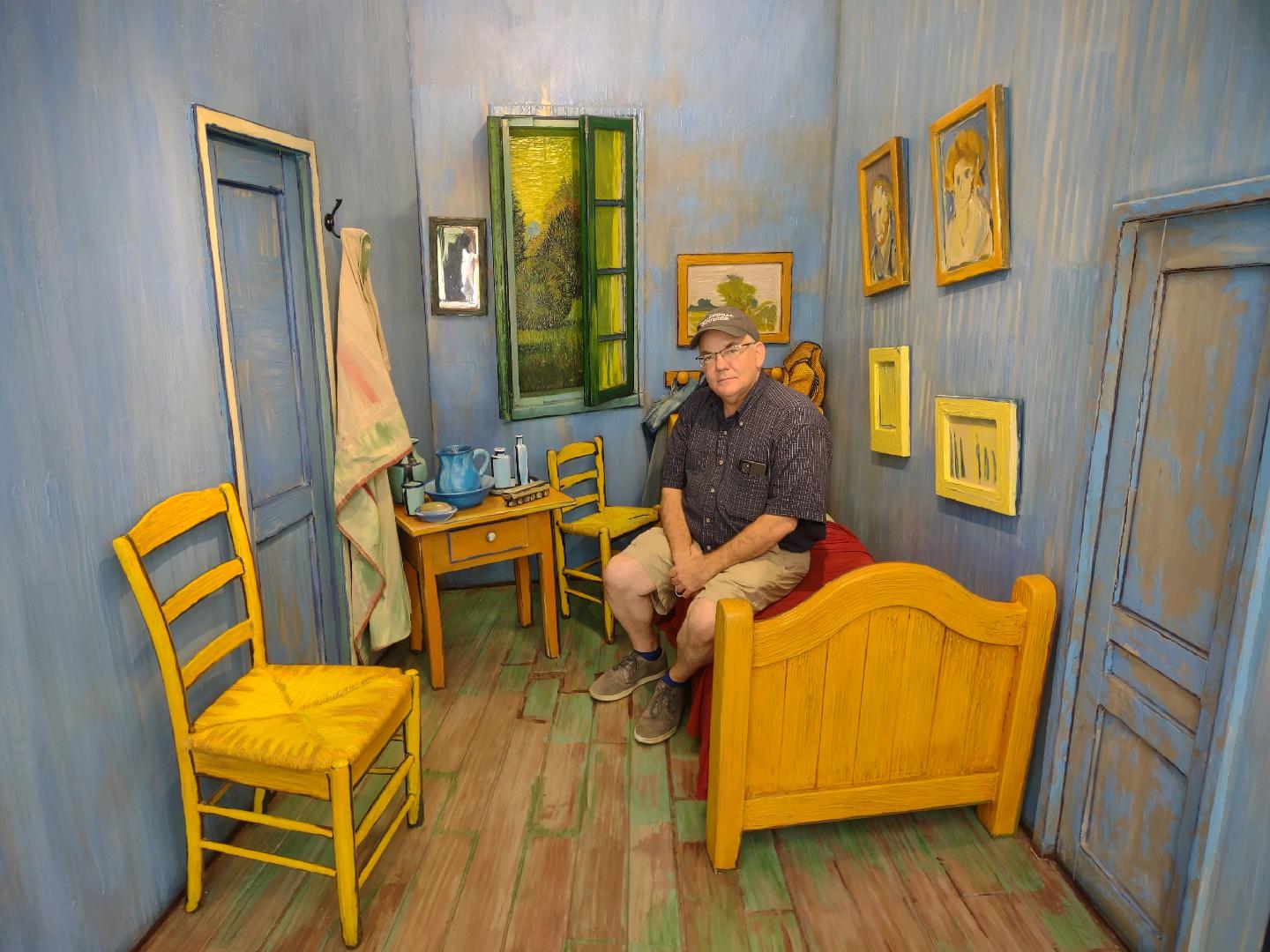Joe in Van Gogh Painting