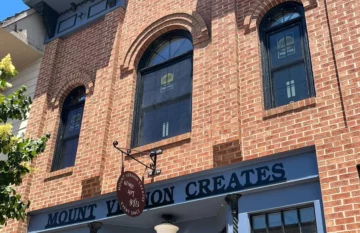 windows in Mount Vernon Creates second story