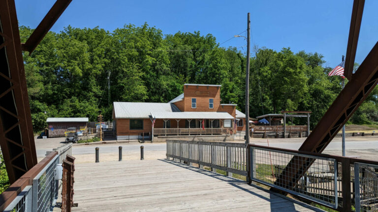 SB Baxas store and tavern.1 768x432