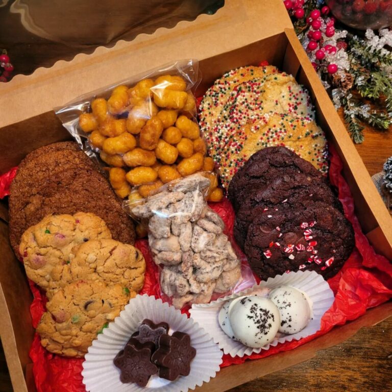 holiday box 768x768