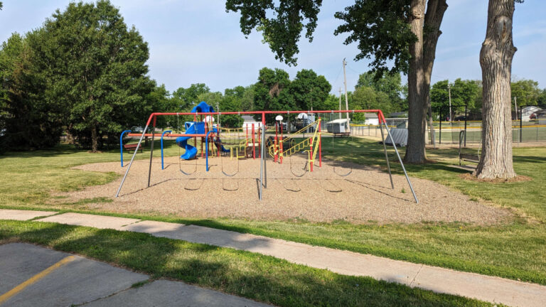 Davis Park playgound swings.1 768x432