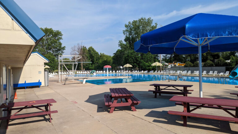 Davis Park pool west.1.1 768x432