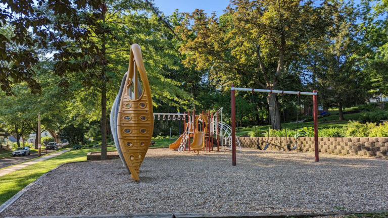 Memorial Park playground 3 768x432