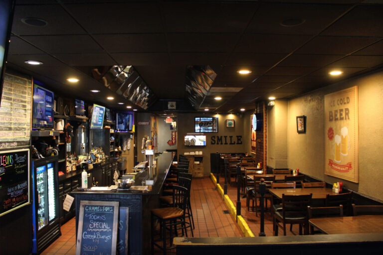 Chameleons our inside seating 768x512